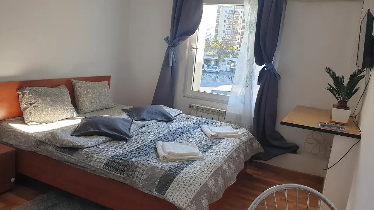 Apartamento Mihai Bravu Metrou Bucarest Rumanía
