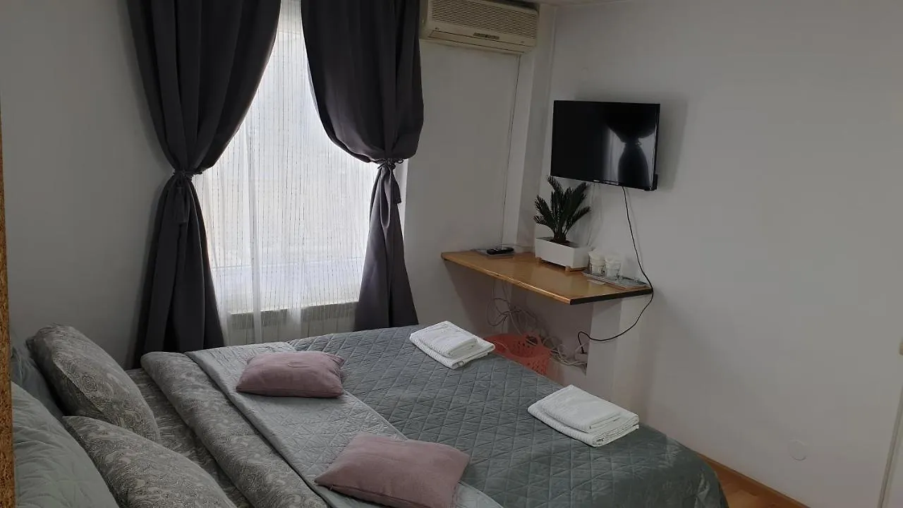 Apartamento Mihai Bravu Metrou Bucarest Rumanía